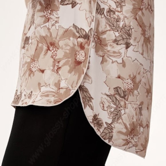 Aritzia Babaton Wieland Blouse - Picture 2 of 5